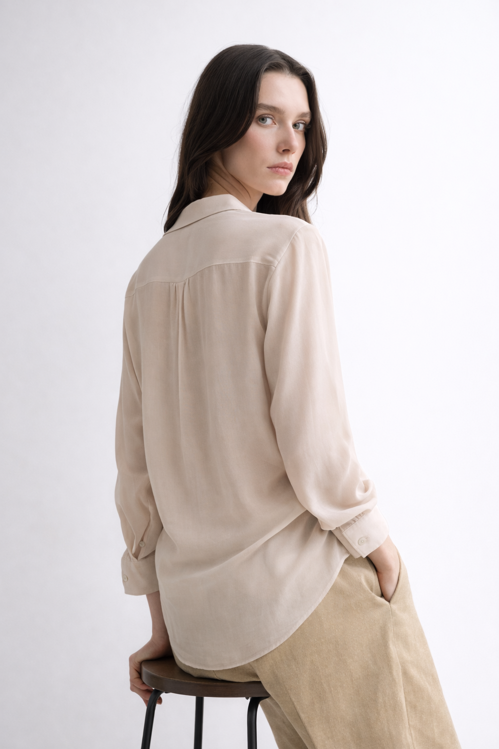 The Silk-Linen Raglan Blouse